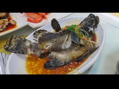 -四川小胡子海鲜(丁村万人海鲜广场店)