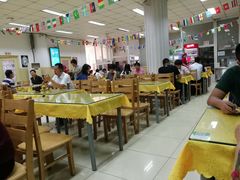 大堂-天津外国语大学（马场道校区）食堂