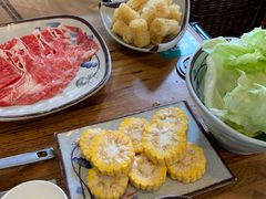 -毛辣果·贵州红酸汤牛肉火锅(西单店)