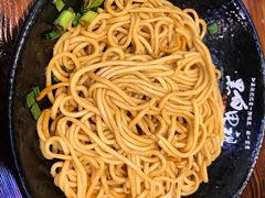 -黑白电视长沙小吃(美林M·LIVE天地东座店)