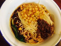 -东三里屯豌杂面