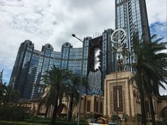 -影汇之星8字形摩天轮