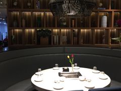 卡座-海底捞火锅(金花路店)