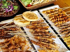 -卞二小串·鹤岗烧烤·坑烤(永定路店)