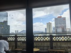 -luutosa  cafe & tea 鹿兔山