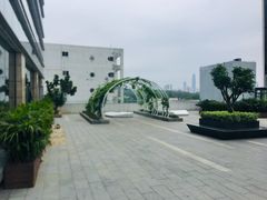 -乐刻运动健身(新浩e都店)