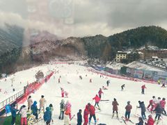 -大别山南武当滑雪场