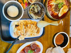 -聚合鑫东北熏酱熟食麻辣面(长阳店)