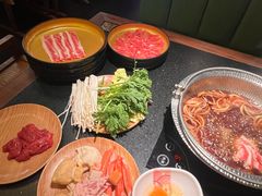 -牛New寿喜烧(虹桥新天地店)