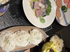 -得意咚瓜·顺德鱼生·冬瓜火锅(深圳首店)