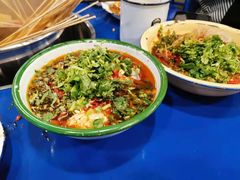 -马路边边串串香形象店(磐石路店)