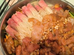 -黄记煌三汁焖锅(新佳丽江汉路店)