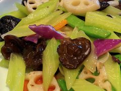 -静之湖湖畔餐厅