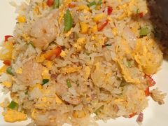 菠萝虾仁蛋炒饭-泰煌鸡·上海白斩鸡·沪菜(平利店)