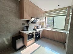 -半岛星际酒店(义乌国际商贸城店)