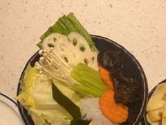 -三江源活鱼现烤(维多利摩尔城店)