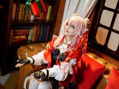 -米游妙妙屋cosplay换装自拍摄影体验馆