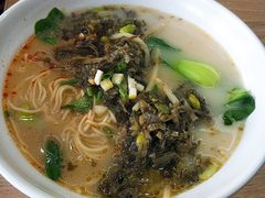 雪菜肉丝面-小豆面馆(民大店店)