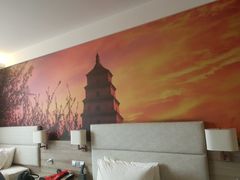 -西安大雁塔科技大学地铁站亚朵酒店