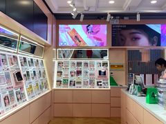-4iNLOOK美瞳店(中山公园龙之梦店)