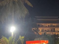 -亚龙湾希尔顿自助餐厅·海鲜·烧烤·沙滩BBQ·现场乐队