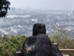 -灵岩山风景区