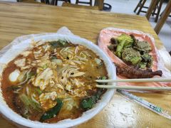 -二钢串叔麻辣烫(华龙大厦店)