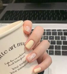 -悦指间美甲美睫