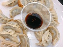 -江城燕子大排档(江汉路步行街店)