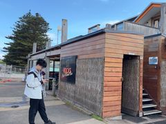 -12 Rocks Beach Bar Cafe