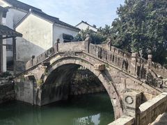 -丝绸小镇荻港古村