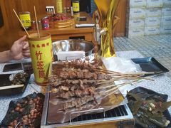 -云晓光头烧烤吧(德平路店)