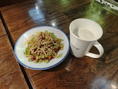 -穿越时尚餐厅(英武中路店)