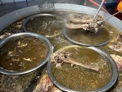 -谢老五跷脚牛肉·非遗传承店