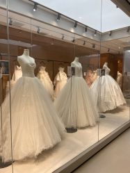 -乐派诗婚纱摄影