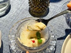 -弦月窗LUNETTE BY AMANDA(复兴路店)