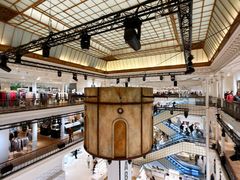 -乐蓬马歇百货公司(Rive Gauche)