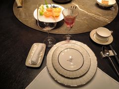 -海派悦庭·海胆烧麦·新融合菜(凯德广场店)