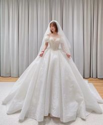 -南京宝娜嫁衣婚纱礼服馆(中央路店)