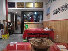 -冯烫烫跷脚牛肉·川菜小馆(武胜西街店)