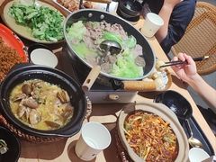 -川堂风·跷脚牛肉·乐山爆炒(宝山日月光店)