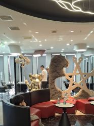 -TOP HAIR SALON