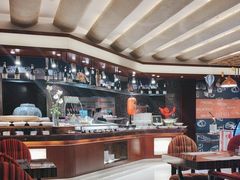 -君来湖滨饭店·玫瑰园