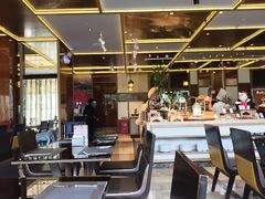 -大中华希尔顿酒店-念自助餐·嗨啤·小龙虾