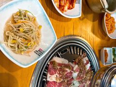 -唯成•韩国炭火烤肉 유성고기