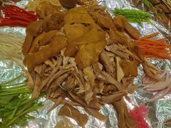 -顺峰海鲜酒楼(省府店)