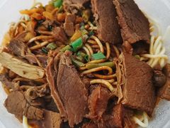 牛肉热干面-牛师傅牛肉面(尚隆路店)
