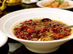 水煮牛肉-龚记海鲜20年老字号