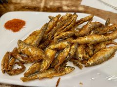 干炸小溪鱼-一楼食业·美食人家