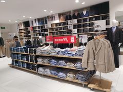 -优衣库(北京万柳华联购物中心店)